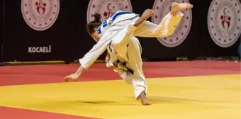 Ümraniye Belediyesi Spor Kulübü, Uluslararası Karete Do Şampiyonası ve Judo Yıldızlar Avrupa Kupası'nda 9 madalya kazandı