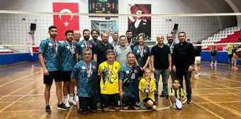 Aydın İl Sağlık Müdürlüğü 15 Temmuz Voleybol Turnuvasında Üçüncü Oldu