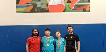 Ümraniye Belediyesi Spor Kulübü U-11 Grekoromen Türkiye Güreş Şampiyonası'nda 1 altın ve 1 bronz madalya kazandı