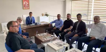 Doğu Aras Enerji Yatırımları AŞ Yönetim Kurulu Başkanı Ümit Kiler Aras EDAŞ'ın hizmet bölgesinde incelemelerde bulundu