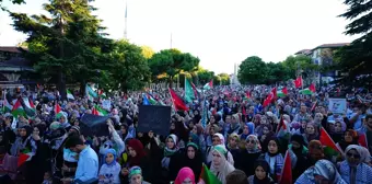 Filistin İnisiyatifi Üyeleri İsrail'i Protesto Etti