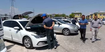 Van'daki ikinci el açık oto pazarında yoğunluk yaşanıyor