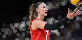 Hande Baladın neden oynamıyor? Türkiye- Çin voleybol maçında Hande neden yok?