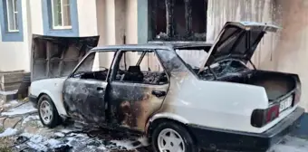 Kahramanmaraş'ta Park Halindeki Otomobilde Yangın Çıktı