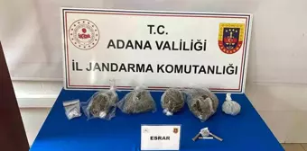 Adana'da yapılan operasyonda 2 kilo 700 gram esrar ele geçirildi