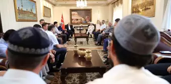 Diyanet İşleri Başkanı Ali Erbaş, Maveraünnehir Yaz Seminerleri'ne katılan akademisyenleri kabul etti