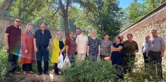 Elazığ Ruh Sağlığı ve Hastalıkları Hastanesi'nde Hobi Bahçesinde Hasat Etkinliği Düzenlendi