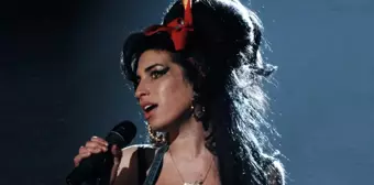 Amy Winehouse neden öldü? Amy Winehouse kaç yaşında öldü?