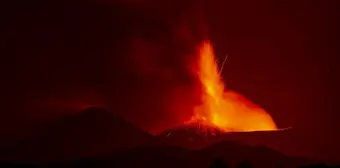 Etna yanardağı patladı mı? Yanardağ patlarsa ne olur?