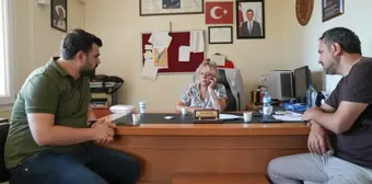 AK Parti Gençlik Kolları Başkanı İzmir'de yangın bölgelerini ziyaret etti