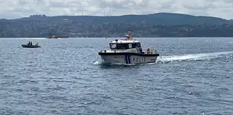 Sarıyer'de Teknenin Batması Sonucu Denizde Kaybolan Kişi Aranıyor