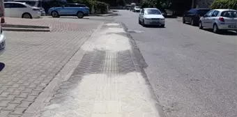 Kemer Belediyesi Yol ve Kaldırım Çalışmalarına Devam Ediyor