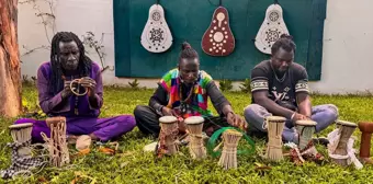 Batı Afrika'nın geleneksel trompeti kakaki