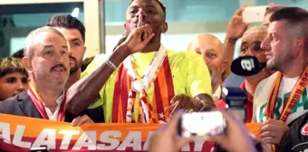 Victor Osimhen Galatasaray ile Anlaştı: Türkiye'ye Transferinin Perde Arkası