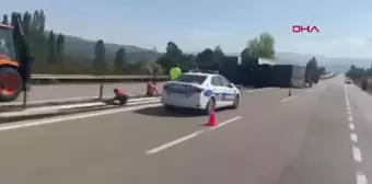 Amasya'da süt yüklü tanker ile tekstil malzemesi yüklü TIR çarpıştı