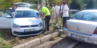 Samsun'da Otomobil Çarpışması: 3 Hemşire, 7 Kişi Yaralandı