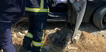 Hatay'da otomobil şarampole yuvarlandı, sürücü yaralandı