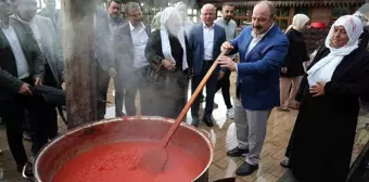 AK Parti Milletvekili Mustafa Varank, Saitabat Köy Kadınları Yardımlaşma Derneği'ni ziyaret etti