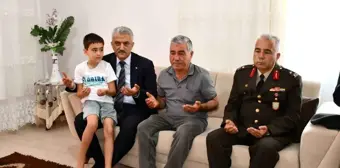 Kırıkkale Valisi, Şehit Uzman Çavuş'un Ailesini Ziyaret Etti