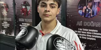 Zayıflamak İçin Muaythai Yapan Genç Şampiyon Altın Madalya İçin Dünya Şampiyonasına Hazırlanıyor