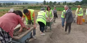 Tavşanlı Höyük'te Kadın Girişimciler Kazı Çalışmalarına Katıldı