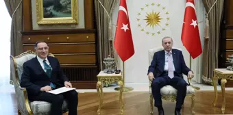 Cumhurbaşkanı Erdoğan, Kamu Başdenetçisi Malkoç'u Kabul Etti