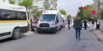 İnegöl'de Servis Minibüsü ile Hafif Ticari Araç Çarpıştı: 11 Yaralı