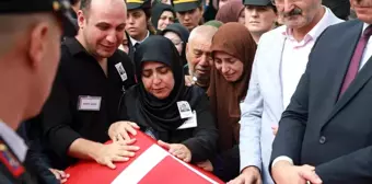 Şehit Jandarma Astsubay Çavuş Mehmet Fatih Çangır, Sakarya'da Son Yolculuğuna Uğurlandı