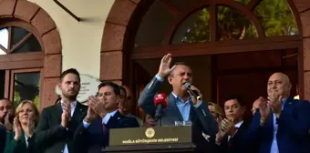 CHP Genel Başkanı Özgür Özel, Muğla'da Düğün Törenine Katıldı ve Önemli Mesajlar Verdi