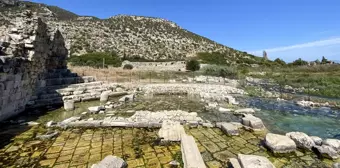 Antalya'daki Limyra Antik Kenti Ziyaretçileri Büyülüyor