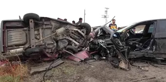 Amasya'da Kafa Kafaya Çarpışma: 2 Kardeş Hayatını Kaybetti