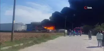 Kapaklı'da Kimyasal Fabrikada Yangın Çıktı, Mahalleli İtfaiyeye Ayran Taşıdı