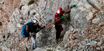 Fethiye'de Yamaç Paraşütü Pilotuna Kurtarma Operasyonu