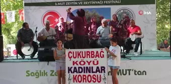 Mersin'de Şalvarlı Kadınlar Korosu Festivale Renk Katıyor