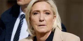 Marine Le Pen Avrupa Parlamentosu Fonlarıyla Suçlanıyor