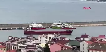 Amasra'da Fırtına Uyarısı Sonrası Balıkçı Tekneleri Limana Çekildi