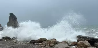 Amasra'da Dev Dalgalar ve Olumsuz Hava Koşulları