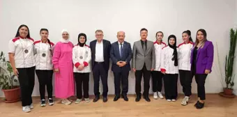 Kütahya Hayme Ana Kız Mesleki ve Teknik Anadolu Lisesi Öğrencileri Başarıya İmza Attı