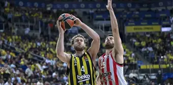 Fenerbahçe Beko, EuroLeague'in ilk haftasında ağırladığı Olympiakos'u 82-71 yendi