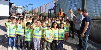 Öğrenciler Dünya Hayvanları Koruma Günü'nde Bakımevini Ziyaret Etti