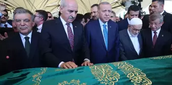 Cumhurbaşkanı Erdoğan, Abdullah Gül ve Ahmet Davutoğlu yıllar sonra yan yana geldi