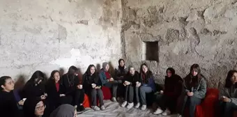 Erzurum'da Lise Öğrencileri Tarihi Kiremitlik Tabya'da Tarih Dersi Aldı