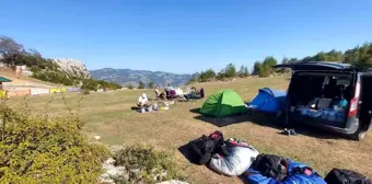 Yamaç Paraşütü Sporcuları Kapıkaya'yı Keşfetti