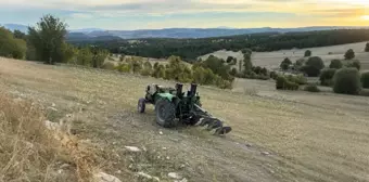 Kütahya'da Traktör Devrildi, Sürücü Hayatını Kaybetti