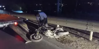 Malatya'da Otomobil ve Motosiklet Çarpıştı: 1 Ölü, 2 Yaralı