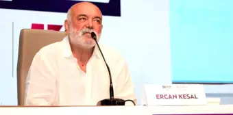 Ercan Kesal, Kocaeli Kitap Fuarı'nda Edebiyat ve Sinema Üzerine Konuştu