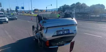 Kütahya'da Trafik Kazası: 2 Yaralı