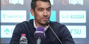 Van Bronckhorst: Fırsatları Gole Çevirme Konusunda Gelişmeliyiz