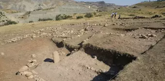 DOSYA HABER - Mardin'de 12 bin yıllık izlerin bulunduğu arkeolojik alan: Boncuklu Tarla