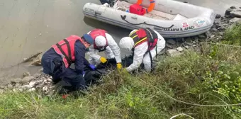 Sakarya'da Nehirde Erkek Cesedi Bulundu: 5 Gündür Kayıp Olan Recep Demir'in Cesedi Tespit Edildi